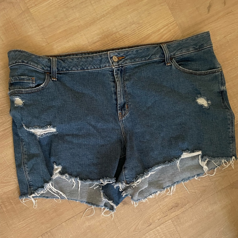Old Navy Cut off Jeans
